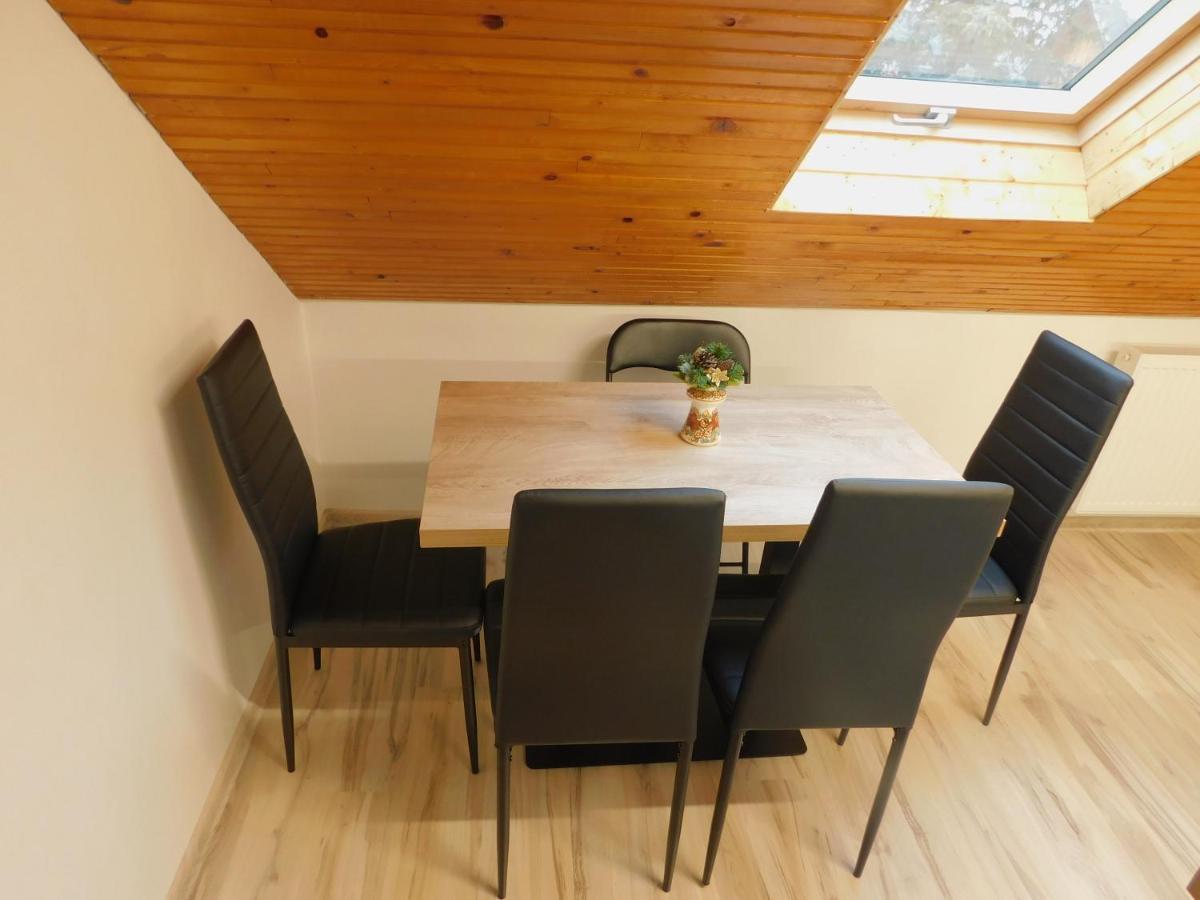 Pod Dubom Apartment Liptovský Mikuláš Exterior foto