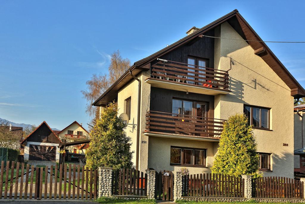 Pod Dubom Apartment Liptovský Mikuláš Exterior foto